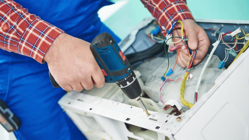 Bahçelievler LG LG çamaşır makinesi kart tamiri – Su almama arızası orijinal parça ile giderildi. - Teknik servis örneği